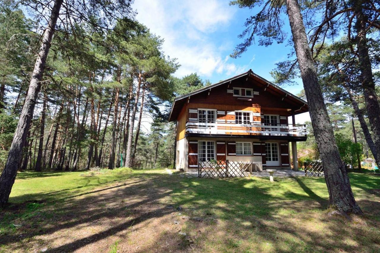 Large Riverside Chalet Near Gorges Du Verdon La Bastide  外观 照片